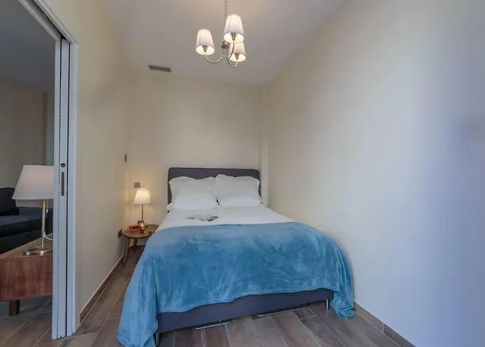 Apartament 100m From The Sea *