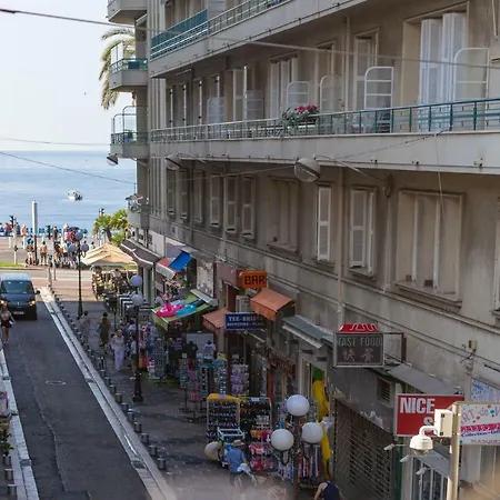 Апартаменты 100m From The Sea *